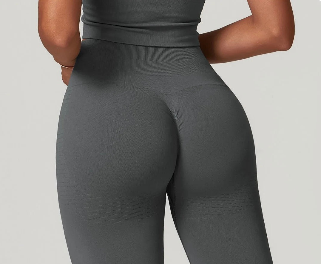 Winter Glow Legging In Grey